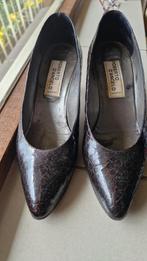Donker roodstaart/bruine croco. Pumps . Gedragen.  Maat 39, Kleding | Dames, Schoenen, Ophalen of Verzenden, Zo goed als nieuw