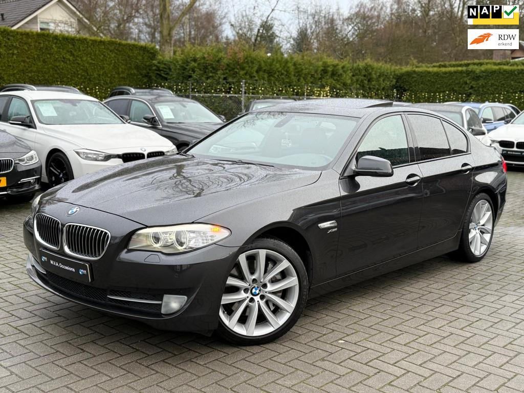 BMW 5-serie 535xi High Executive|Navigatie|Climate control|C, Automaat, Euro 5, Gebruikt, Zwart