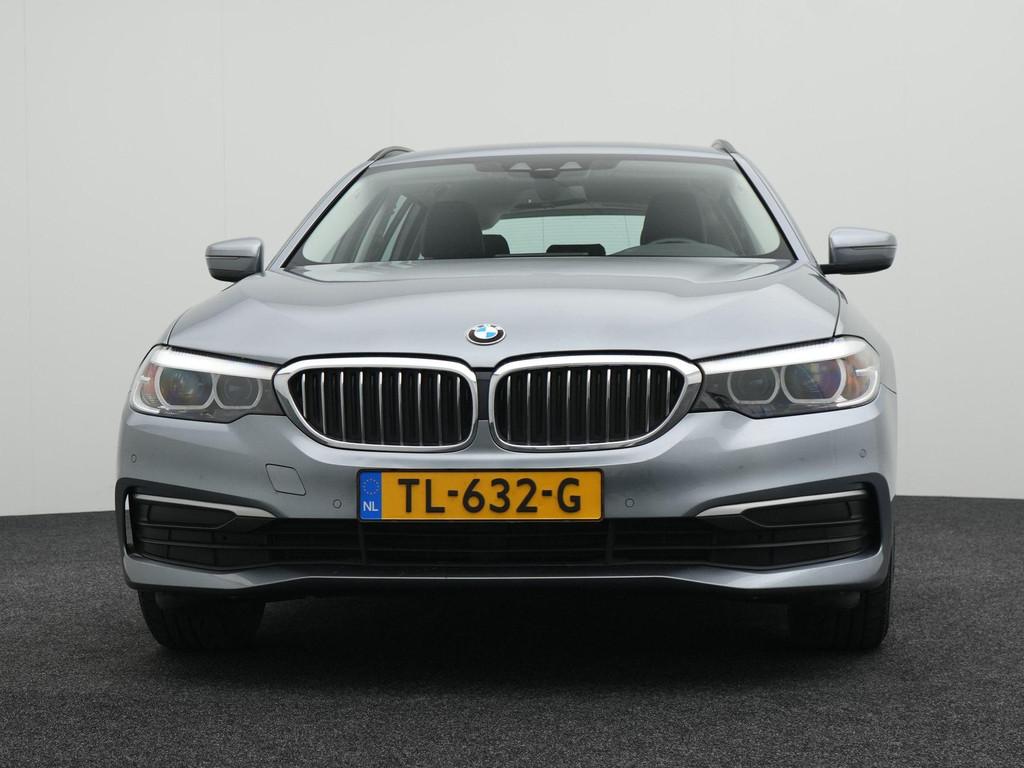 BMW 5-serie Touring 520i Corporate Lease High Executive LEDE, Auto's, Automaat, Achterwielaandrijving, 4 cilinders, Lichtsensor