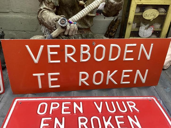 Oud bord, verboden te roken., Huis en Inrichting, Woonaccessoires | Tekstborden en Spreuken, Gebruikt, Ophalen of Verzenden