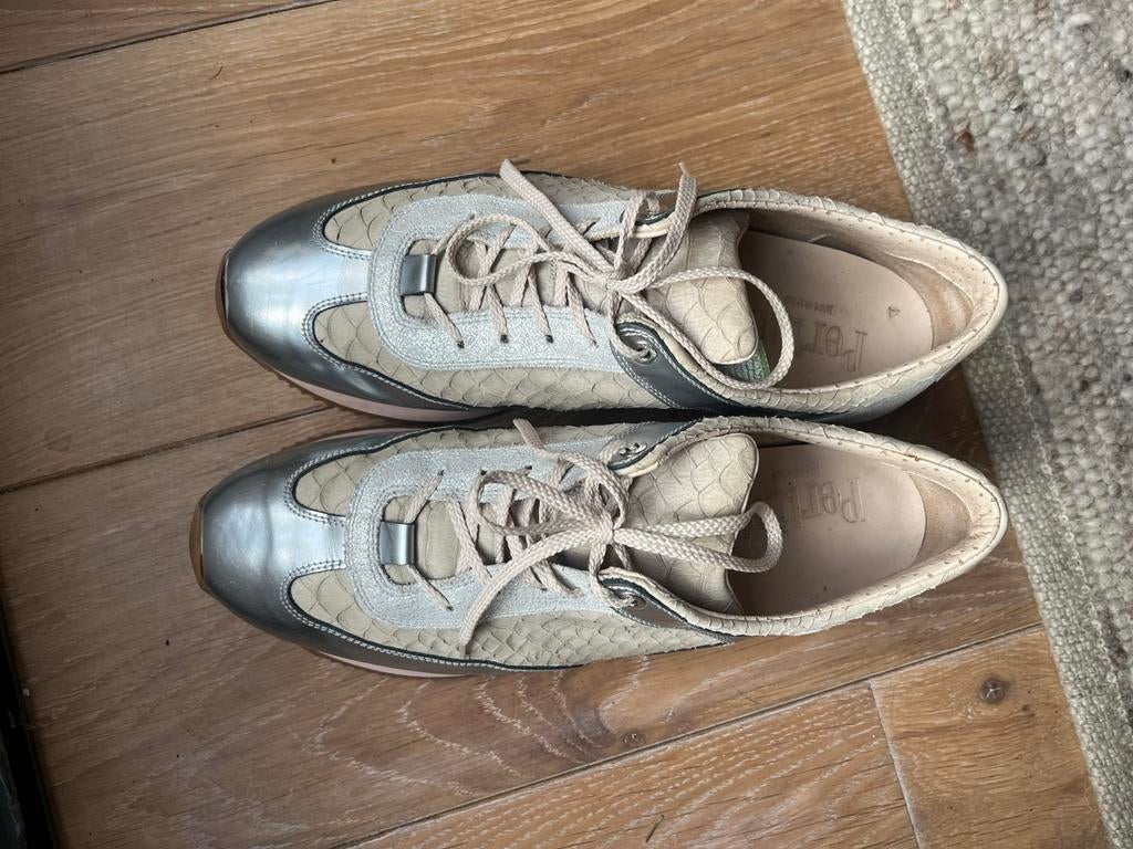 Pertini sneakers mt 41 - Stijlvolle en comfortabele schoenen, Kleding | Dames, Ophalen of Verzenden, Gedragen, Beige, Sneakers of Gympen