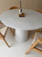 Woood Damon betonlook ronde eettafel, Ophalen, Zo goed als nieuw, Rond, 100 tot 150 cm