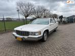 Cadillac FLEETWOOD BROUGHAM , APK 26-09-2027, Auto's, Cadillac, Gebruikt, Overige carrosserieën, Wit, Bedrijf