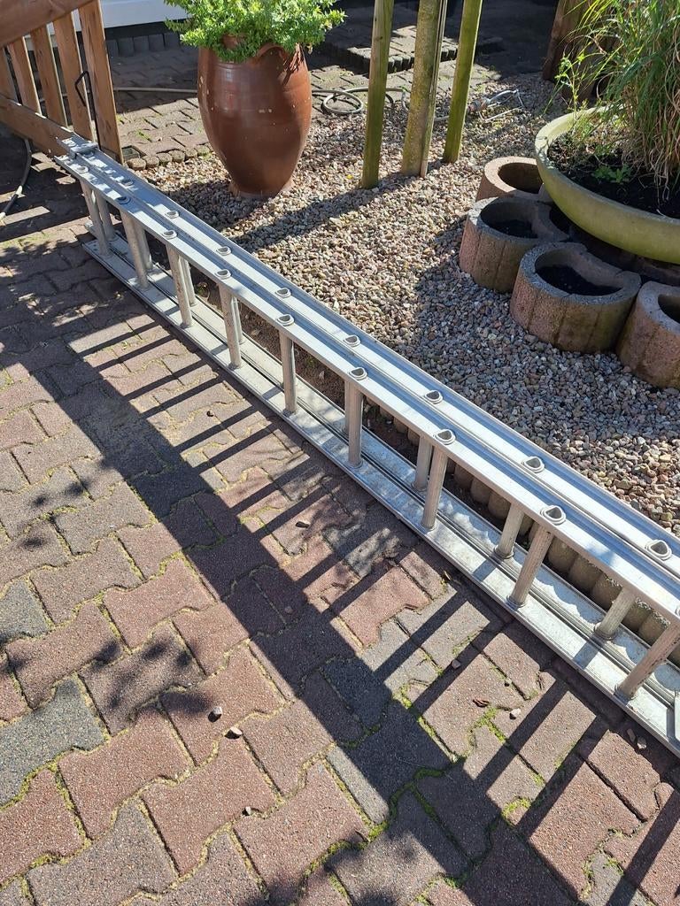 Aluminium Ladder uitschuifbaar met 20 treden, Ophalen, Gebruikt, 4 meter of meer