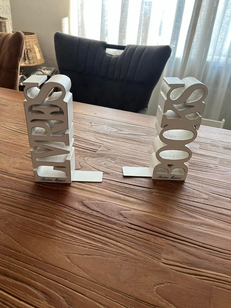 Rivièra Maison Boekensteunen "BOOKS" - Stijlvol & Praktisch, Huis en Inrichting, Ophalen, Zo goed als nieuw