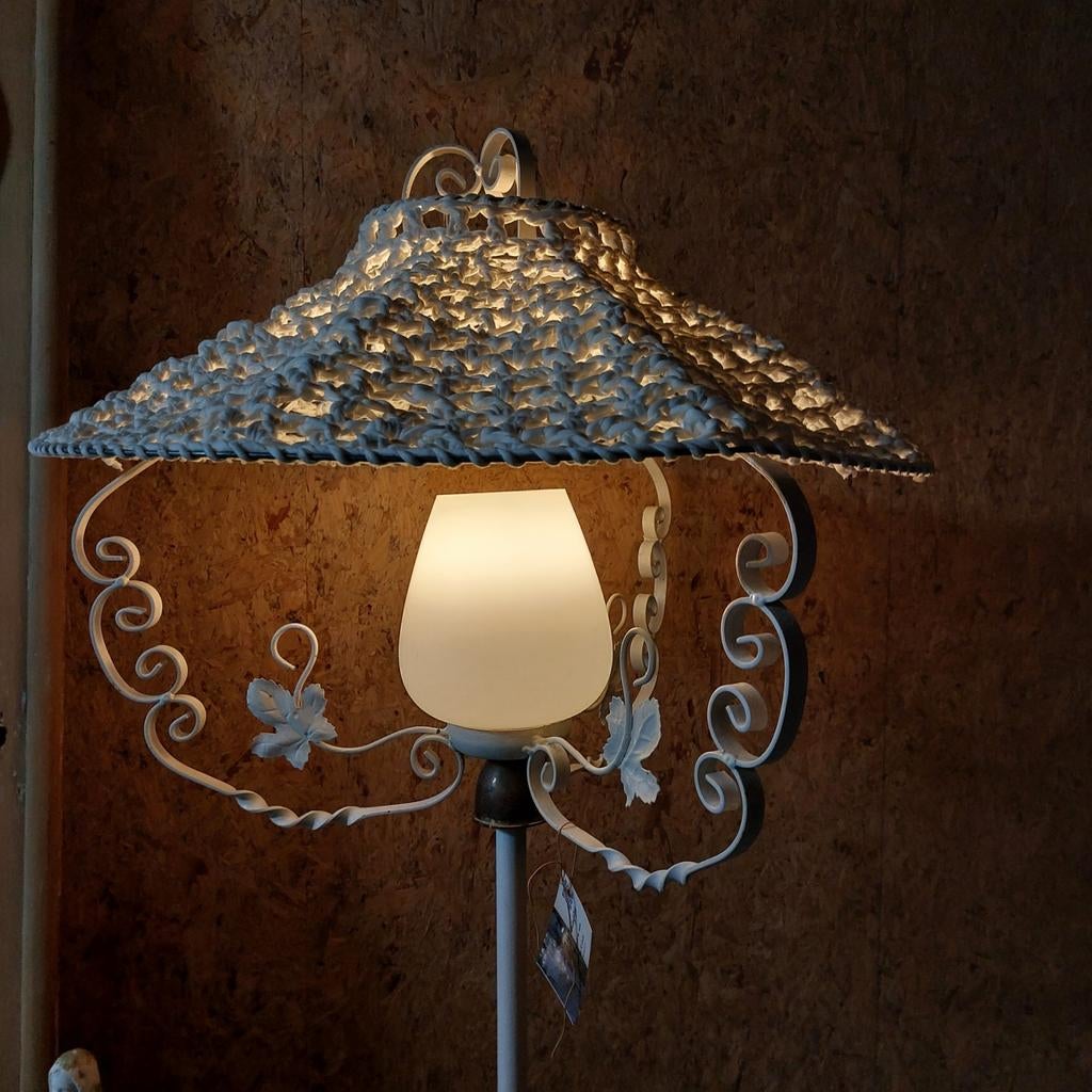 Staande lamp Brocante styl uniek model, Ophalen