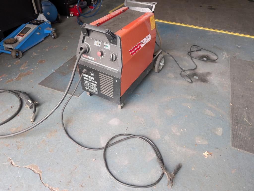 CEBORA Bravo 155 las apparaat, Doe-het-zelf en Verbouw, Ophalen, Gebruikt, 150 tot 250 ampère, Co2