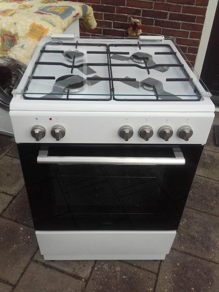 FORNUIS WERKELIJK ALS NIEUW !!, Ophalen, Grill, 4 kookzones, Zo goed als nieuw