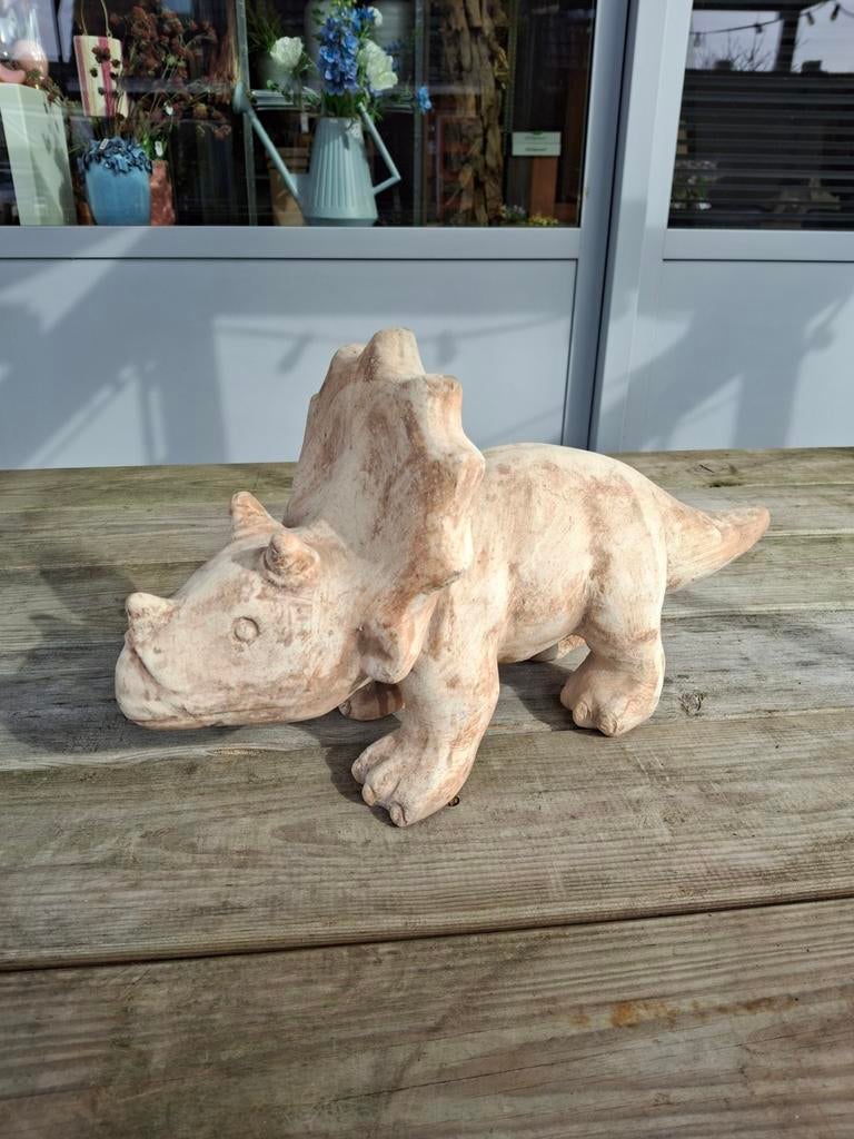 Terracotta dinosaurus 5 KG NOG 2 BESCHIKBAAR, Tuin en Terras, Ophalen, Nieuw, Overige materialen, Dierenbeeld