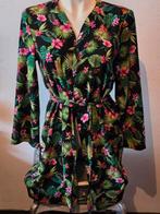 Pigalle dames Zwarte kimono met tropische print maat 38, Pigalle, Ophalen of Verzenden, Zo goed als nieuw