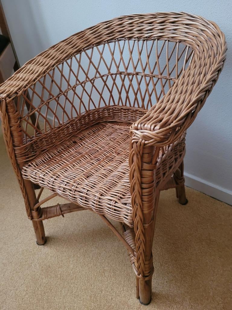 Vintage rotan kinderstoeltje, Kinderen en Baby's, Kinderkamer | Tafels en Stoelen, Ophalen, Gebruikt, Stoel(en)