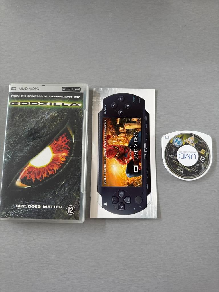 Godzilla UMD Video voor PSP - Klassieke Film, Spelcomputers en Games, Ophalen of Verzenden, Gebruikt, Vanaf 12 jaar