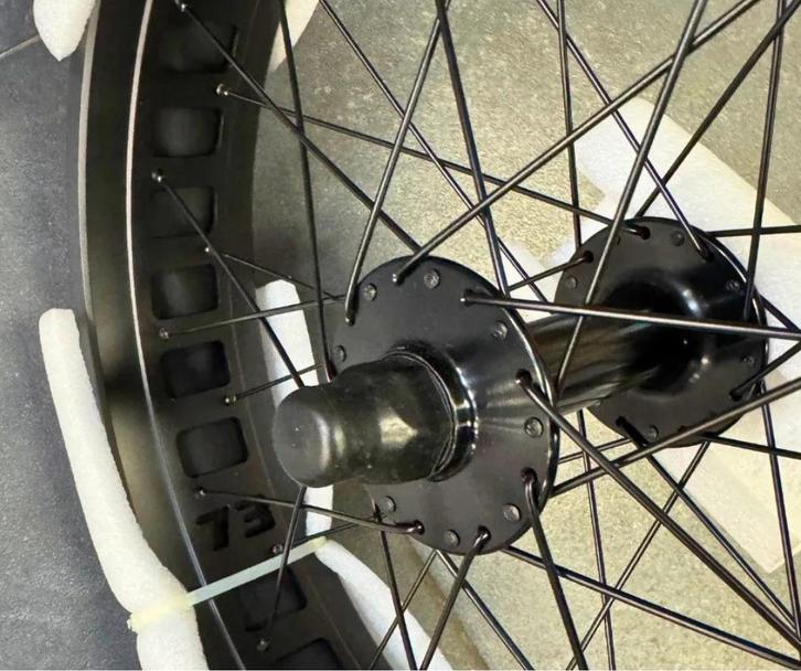 SUPER 73 FRONT WHEEL ASSEMBLY Z MIAMI (SATIN), Motoren, Tuning en Styling, Ophalen of Verzenden