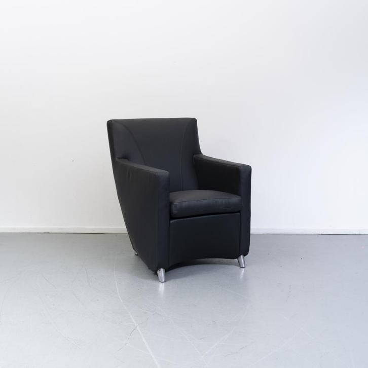 2x Leolux Dolcinea Fauteuil Zwart Leer - Aluminium Pootjes, Huis en Inrichting, Fauteuils, Zo goed als nieuw, Leer, Metaal, 50 tot 75 cm