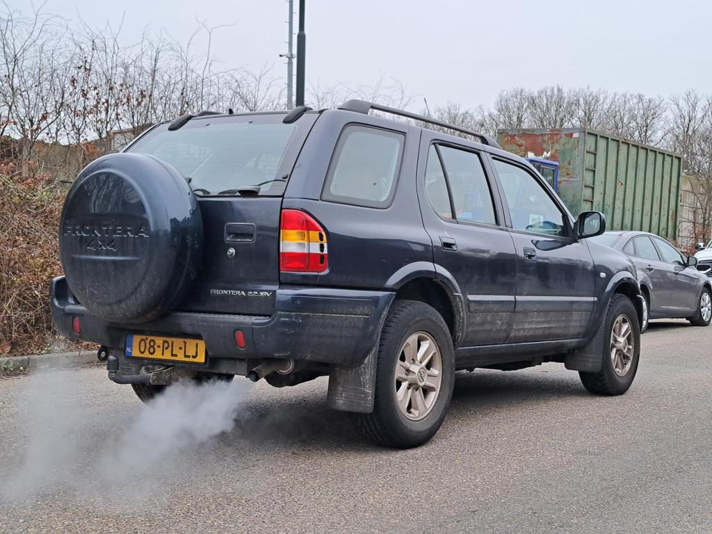 Opel Frontera 2.2i Barbour Export, Auto's, Opel, 136 pk, Gebruikt, 1699 kg, Blauw