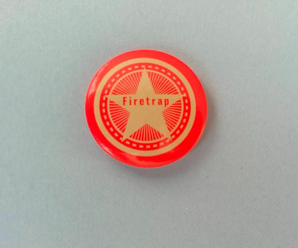 Button Firetrap (4), Ophalen of Verzenden, Zo goed als nieuw, Merk, Button