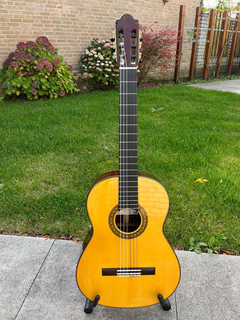 Francisco Navarro - Grand Concert flamenco gitaar, Ophalen, Zo goed als nieuw, Klassieke of Spaanse gitaar, Met koffer