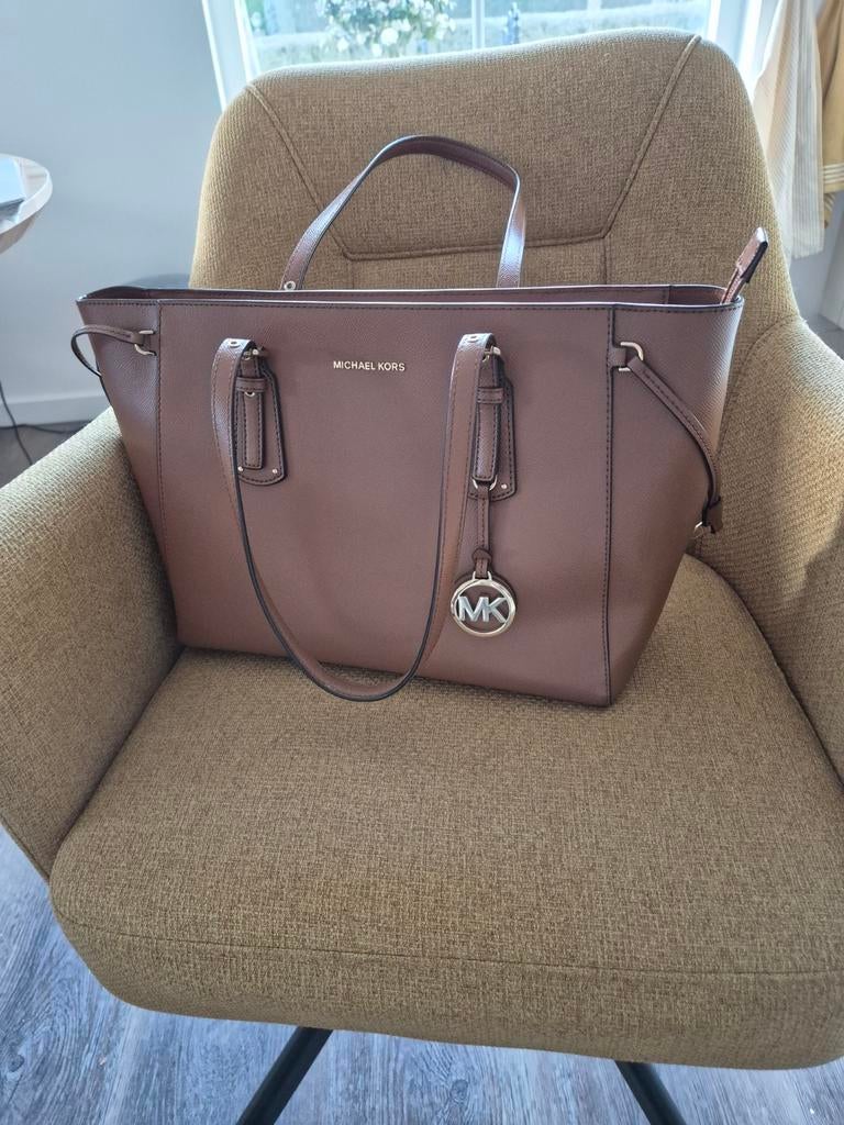 Michael Kors damestas, Sieraden, Tassen en Uiterlijk, Tassen | Damestassen, Ophalen of Verzenden, Zo goed als nieuw, Zwart, Handtas