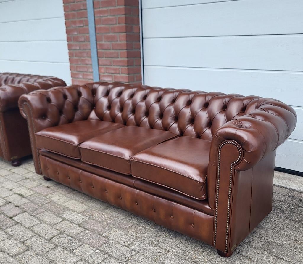 Chesterfield bank bruin, nieuw, origineel engels, Chesterfield, Driepersoons, 75 tot 100 cm, Ophalen of Verzenden