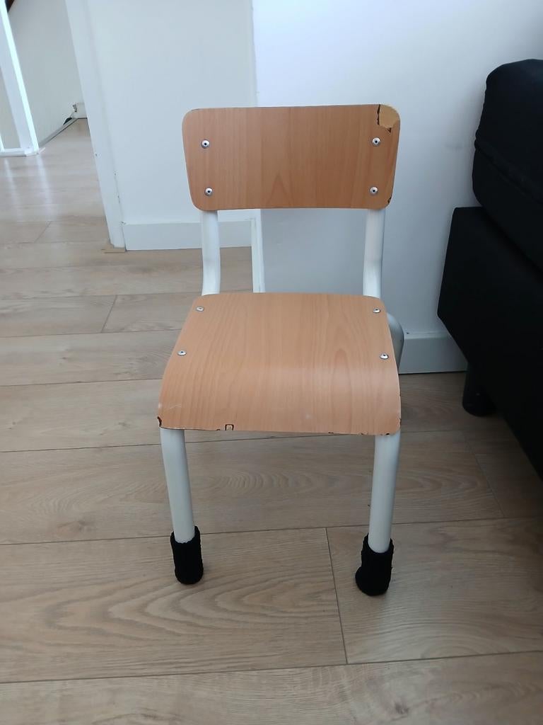 Stevige schoolbank stoel voor kinderen, Kinderen en Baby's, Kinderstoelen, Ophalen of Verzenden, Gebruikt, Overige typen