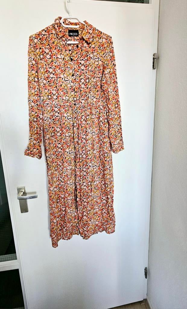 Lange jurk bloemenprint Pieces, Kleding | Dames, Oranje, Ophalen of Verzenden, Zo goed als nieuw, Maat 34 (XS) of kleiner