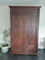 Antieke massief eiken buffetkast met houtsnijwerk. IN DIDAM, Antiek en Kunst, Antiek | Meubels | Kasten, Ophalen