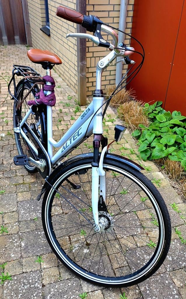Altec Delta damesfiets, Versnellingen, 56 cm of meer, Zo goed als nieuw, Ophalen