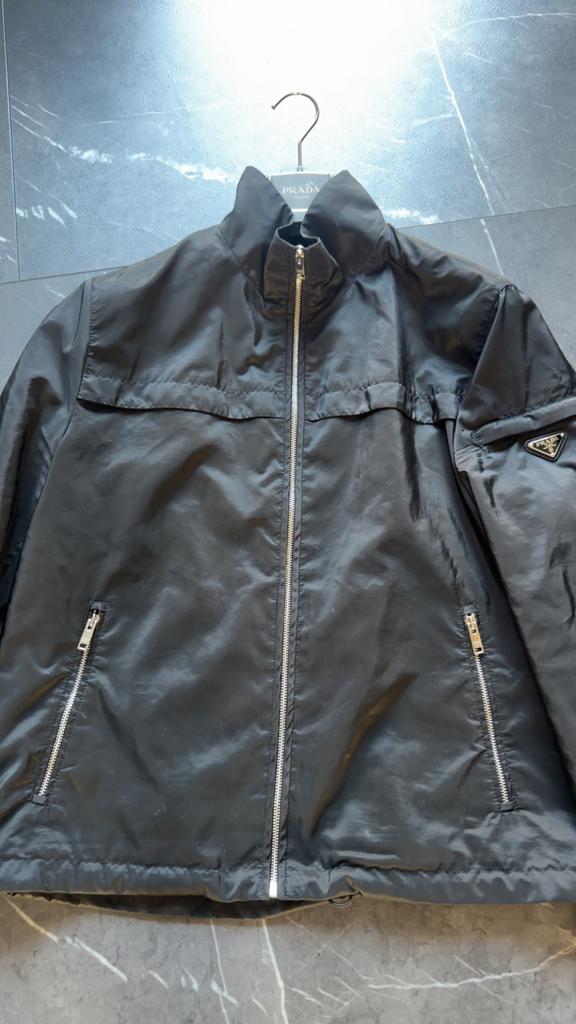 PRADA jas maat 54 - Zwart, Ophalen of Verzenden, Zo goed als nieuw, Maat 52/54 (L), Zwart