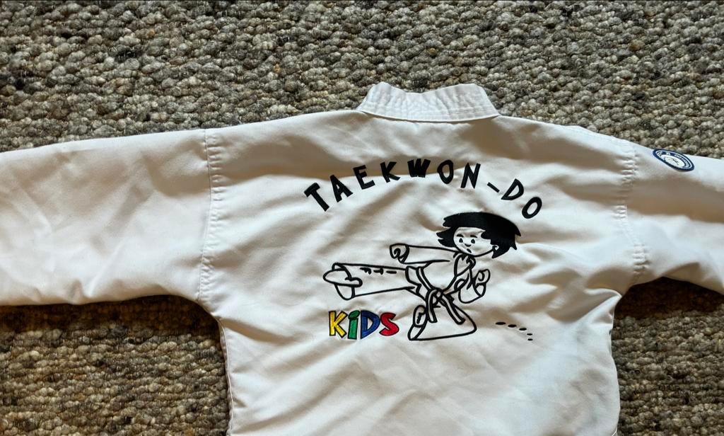 Taekwondo pak kinderen maat 120, Gebruikt, Taekwondo, Maat XS of kleiner, Vechtsportpak