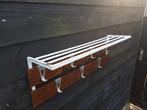 Wandkapstok Metalen frame, Wengé - Vintage jaren 60-70, Wandkapstok, Gebruikt, Ophalen of Verzenden, Minder dan 100 cm