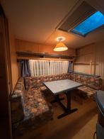 Super nette Hobby De luxe 560 MET KINDERKAMER EN AIRCO!, Dwarsbed, Rondzit, Hobby, Schokbreker