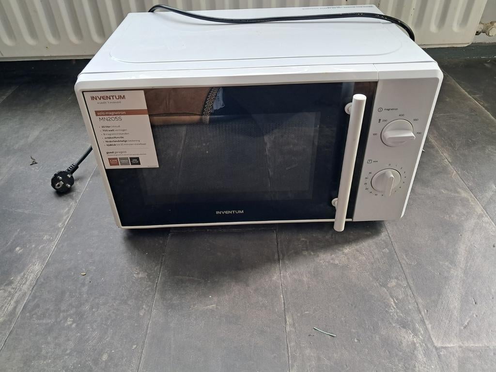 Inventum MN205S solo magnetron - 20 liter, Witgoed en Apparatuur, Magnetrons, Ophalen, Gebruikt, Minder dan 45 cm, Magnetron