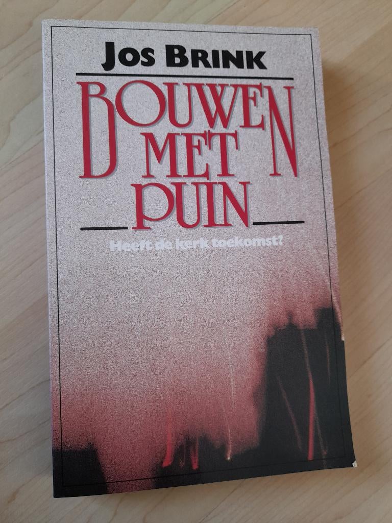 BOUWEN MET PUIN Jos Brink Heeft de kerk toekomst!, Boeken, Ophalen of Verzenden, Gelezen
