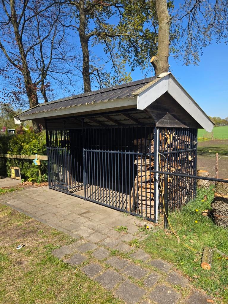 Degelijke hondenhok / kennel, Dieren en Toebehoren, Ophalen, Gebruikt, 110 cm of meer, 100 cm of meer