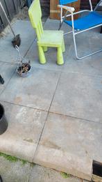 Gratis tuintegels 60x60cm zelf verwijderen en afvoeren, Ophalen, Gebruikt, Beton, Terrastegels