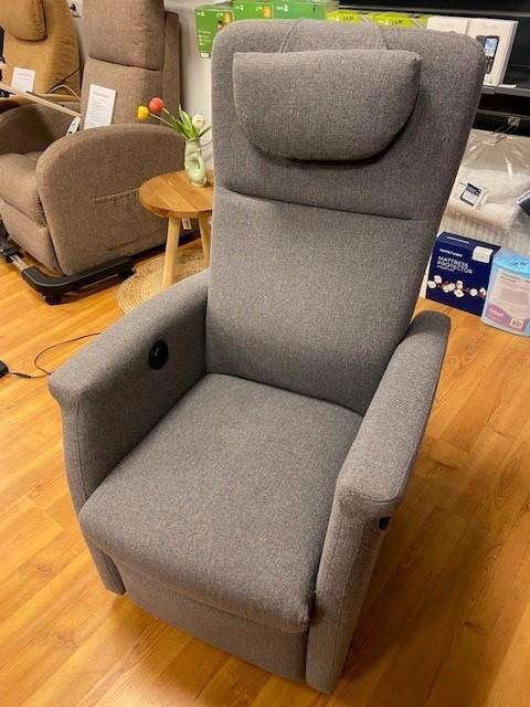 Sta op stoel Relaxfauteuil Fitform Elevo als nieuw, Huis en Inrichting, Fauteuils, Zo goed als nieuw, Stof, Minder dan 50 cm, Minder dan 75 cm