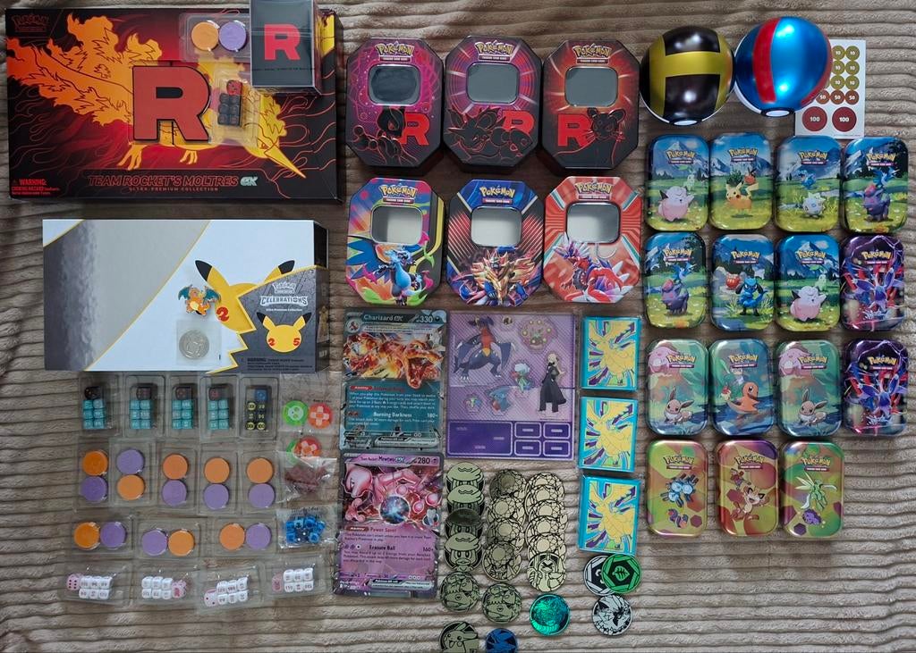 Pokemon verzameling Upc/Tins/Munten/Pokeballs/Sleeves/, Ophalen of Verzenden, Nieuw, Overige typen