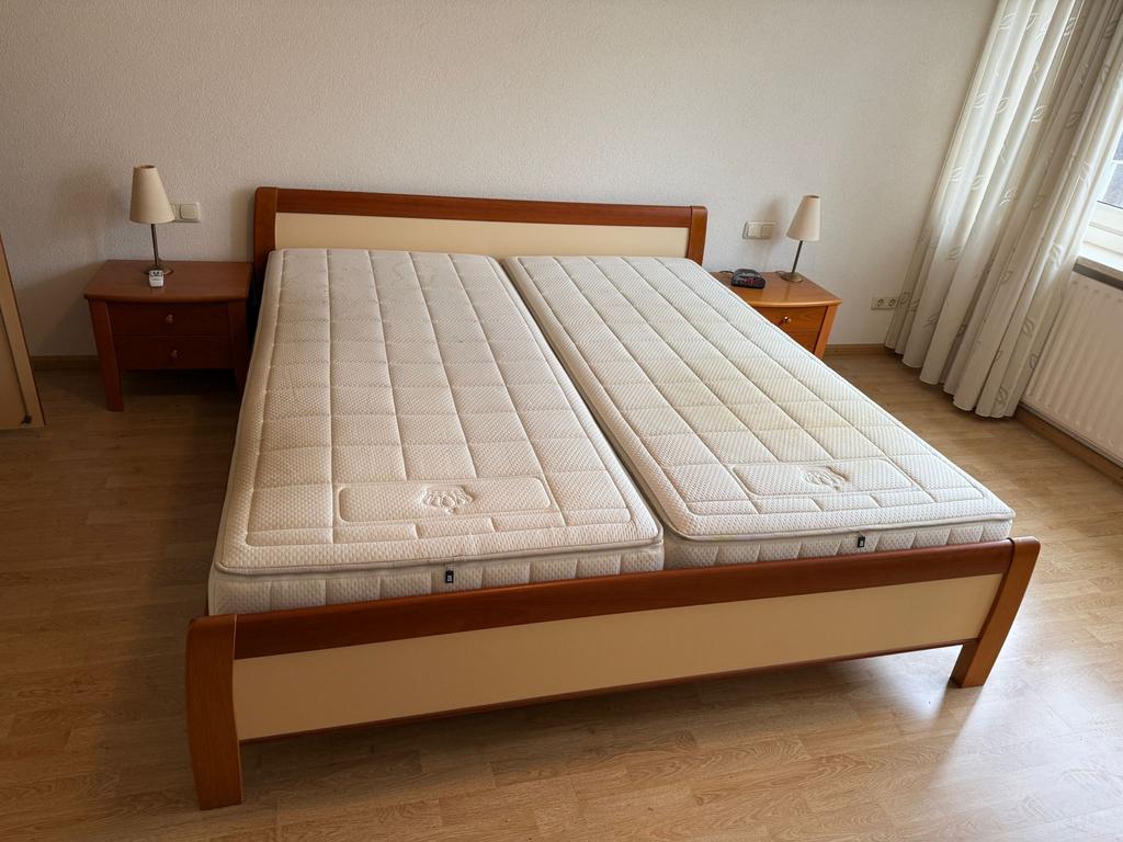 Complete Houten Slaapkamer met Auping Matras, Ophalen, Gebruikt, Tweepersoons