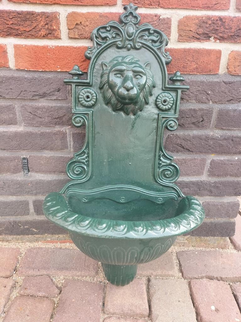 Groene wandfontein met leeuwenkop, Tuin en Terras, Ophalen of Verzenden, Zo goed als nieuw, Gietijzer, Overige typen