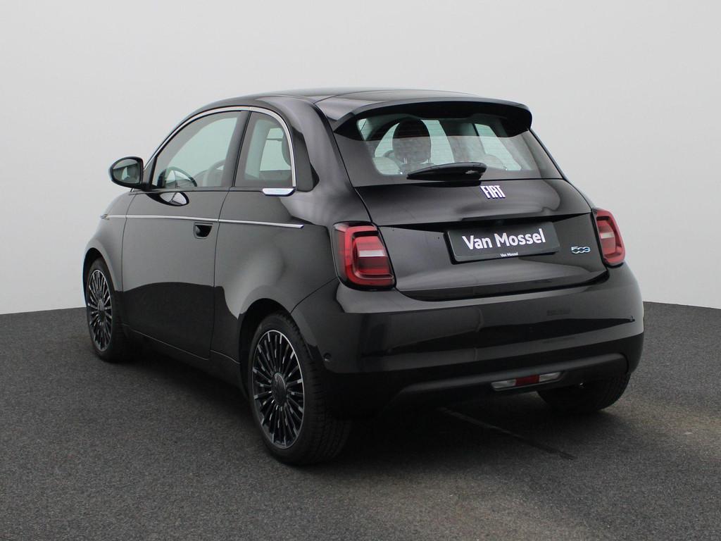 Fiat 500 500e 42 kWh La Prima | Climate Control / ECC | Lich, Auto's, Fiat, Stof, Gebruikt, 118 pk, 4 stoelen