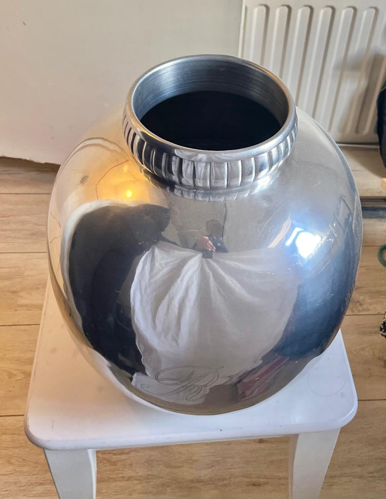 Rivièra Maison zilverkleurige vaas, Overige materialen, Overige kleuren, Ophalen of Verzenden, Zo goed als nieuw