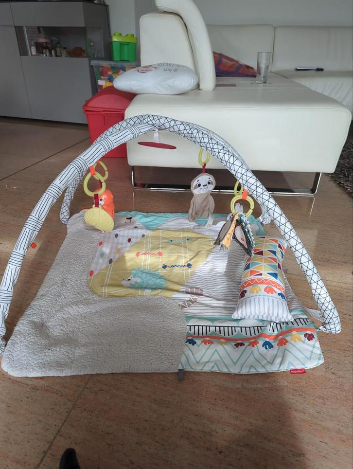 Fisher Price Babygym met Muziek & Accessoires, Kinderen en Baby's, Speelgoed | Speelkleden, Zo goed als nieuw, Ophalen of Verzenden