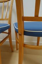 Drie vintage houten stoelen, Huis en Inrichting, Blauw, Drie, Gebruikt, Hout