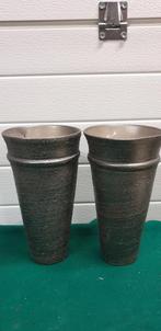 Bloempotten zilver grijs twee stuks, Tuin en Terras, Bloempotten, Ophalen of Verzenden, 'T Olde Gre-j, Info@toldegrej.nl, Endepoelstraat 20f Didam
