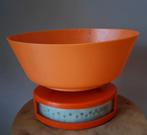 Vintage oranje weegschaal, Minder dan 10 kg, Keukenweegschaal, 1 tot 500 gram, Ophalen of Verzenden
