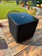 Kef Subwoofer KuBe-2 plus 5 kef speakers waarvan 2 op paal, Ophalen of Verzenden, Gebruikt, 120 watt of meer, Subwoofer
