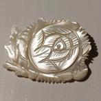 Parelmoer broche bloem, Sieraden, Tassen en Uiterlijk, Broches, Overige materialen, Zwanensingel 239, Zo goed als nieuw, Opallove
