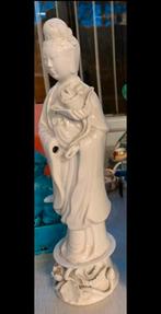 Beeld Guanyin Chinese sculptuur van Geisha in wit porselein, Antiek en Kunst, Ophalen of Verzenden
