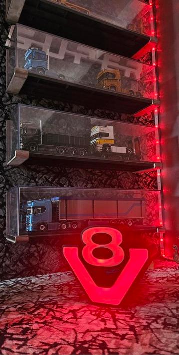Scania V8 lichtbak logo beschikbaar voor biedingen