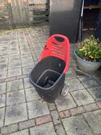 Mest - of houtkarretje., Ophalen